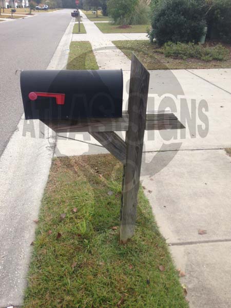 Woodlands at Wescott- Mailbox and Post