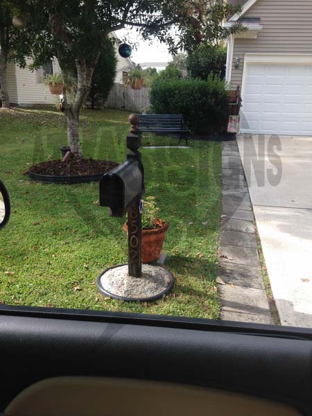 Applewood- Mailbox and Post
