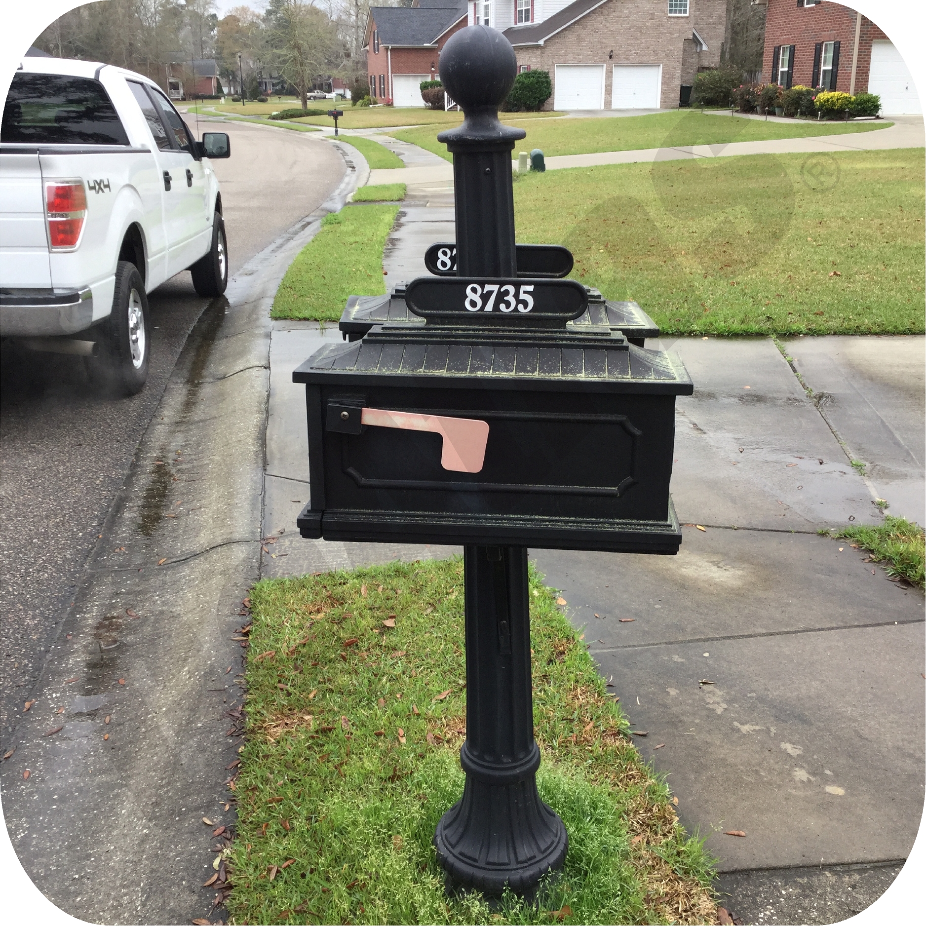Cedar Grove-2 Mailboxes and Post