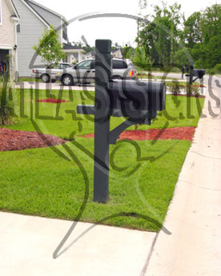 Northwoods Pointe- Mailbox and Post
