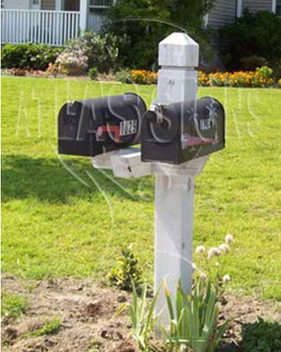 Planters Pointe- Mailbox and Post (Double - White)