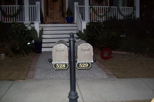 Hibben- 2 Mailboxes and Post