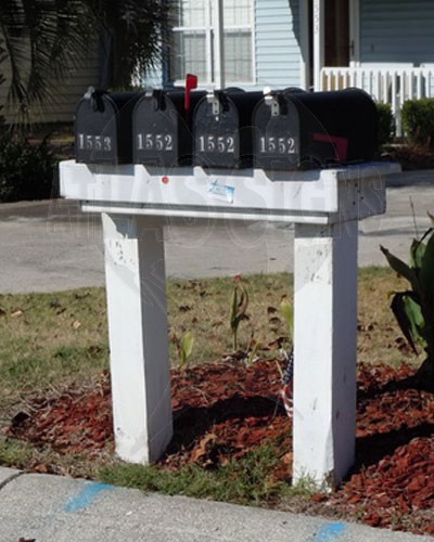 East Crossing- 4 Mailboxes and Post