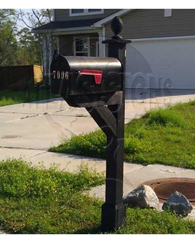 The Gardens-Mailbox and Post