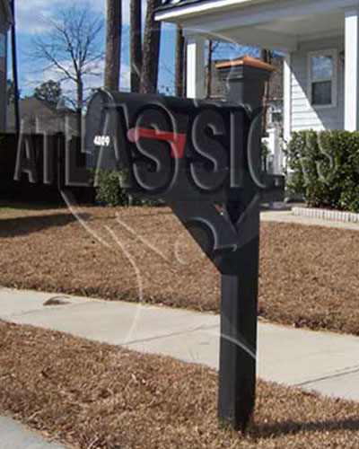 Wescott Glen- Mailbox and Post